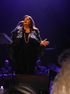 Jahida Wehbé chante Piaf