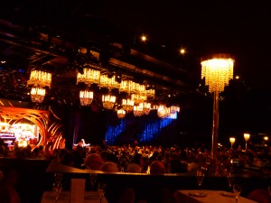 La grande salle du Lido, Paris