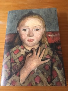 Paula Modersohn-Becker, portrait de jeune fille, les doigts écartés sur la poitrine