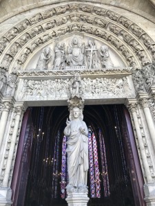 Statue du Christ à la Sainte Chapelle